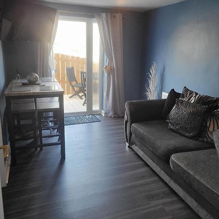 Amble Harbour Retreats Hotel Bagian luar foto