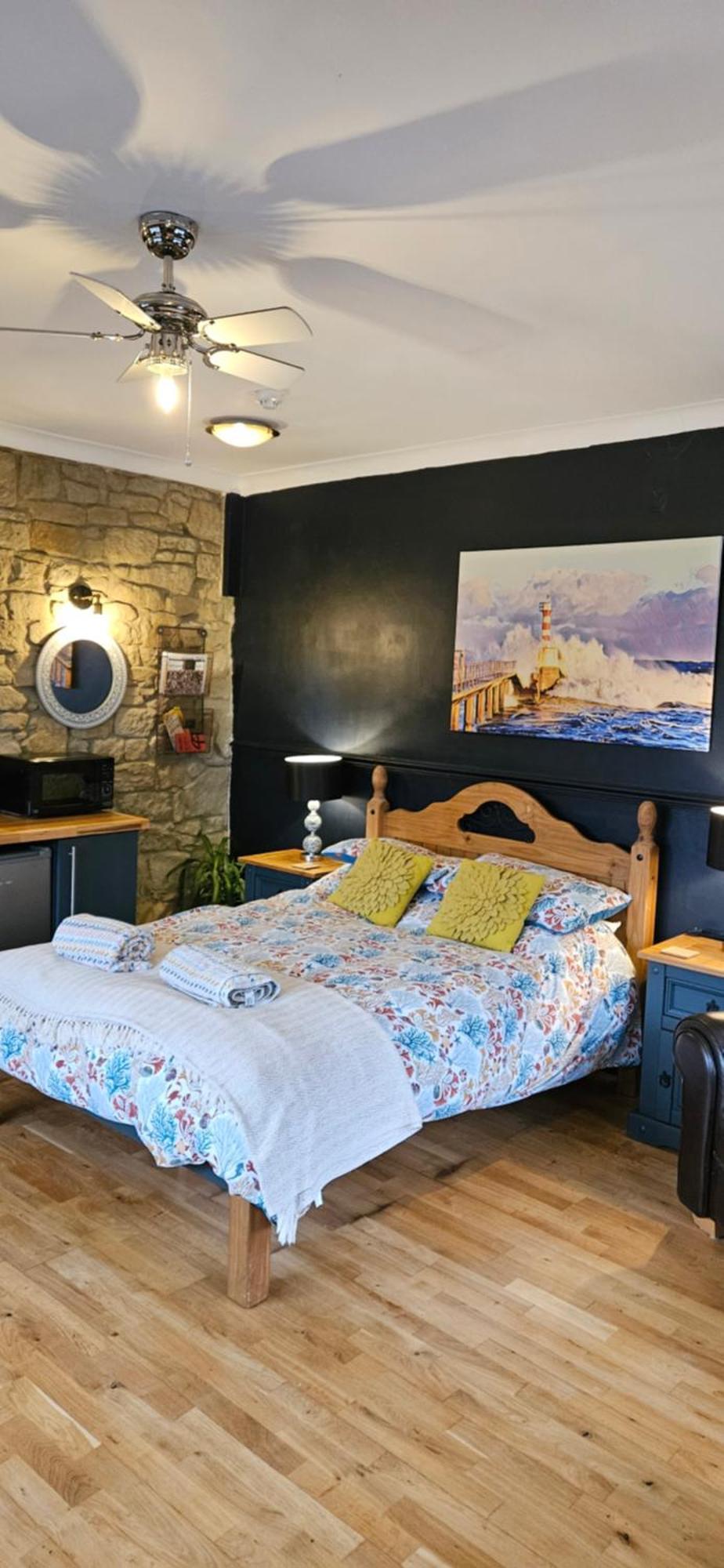 Amble Harbour Retreats Hotel Bagian luar foto