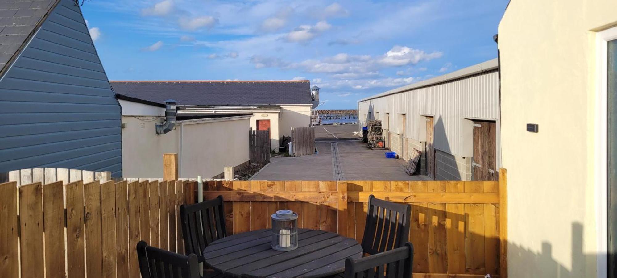 Amble Harbour Retreats Hotel Bagian luar foto