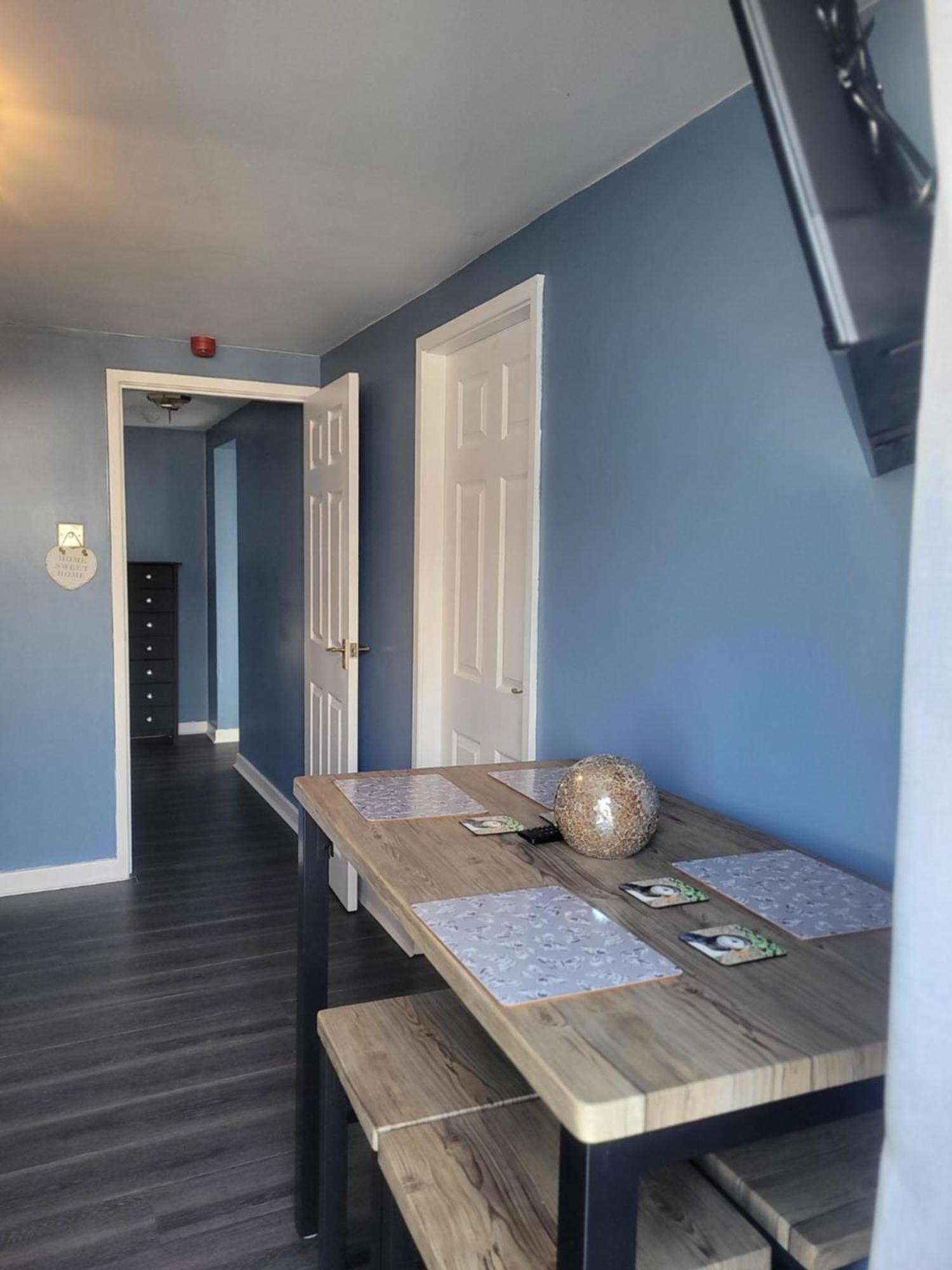 Amble Harbour Retreats Hotel Bagian luar foto