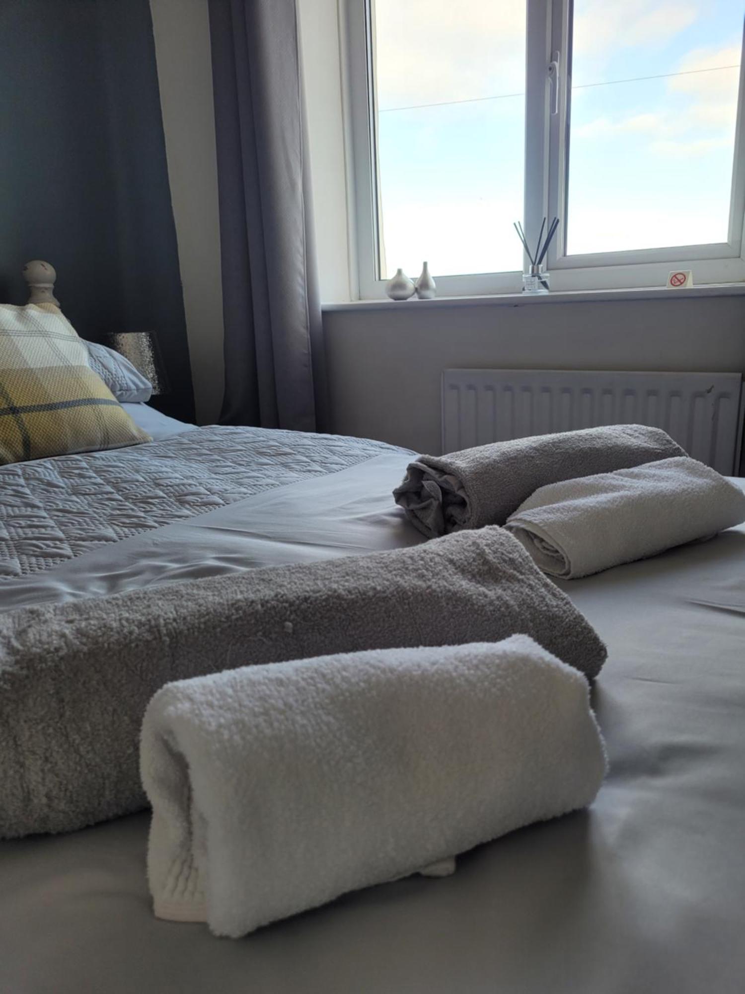 Amble Harbour Retreats Hotel Ruang foto