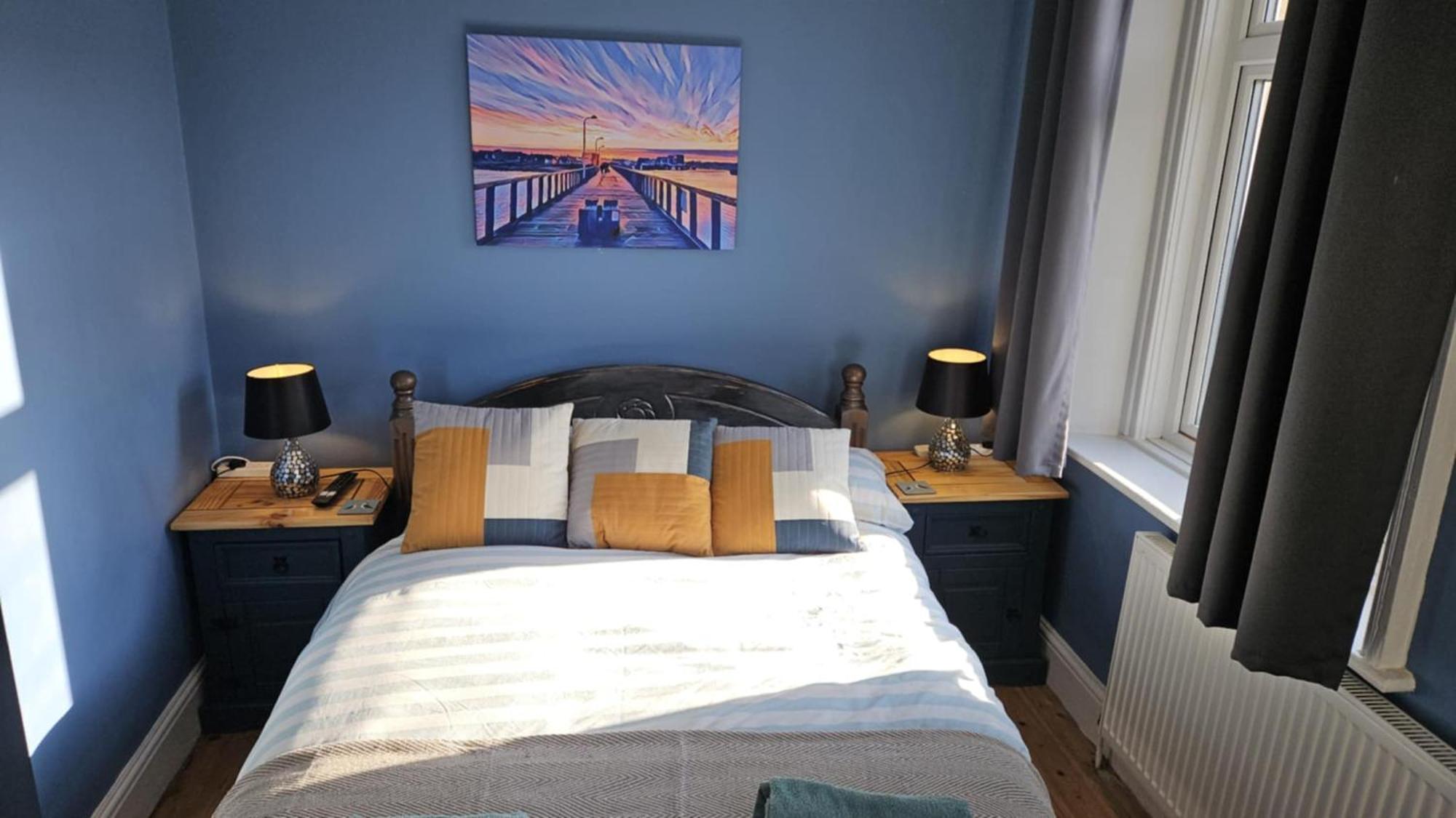Amble Harbour Retreats Hotel Bagian luar foto